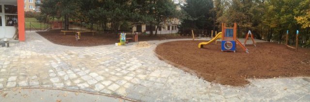 MŠ Kárníkova-zámková dlažba