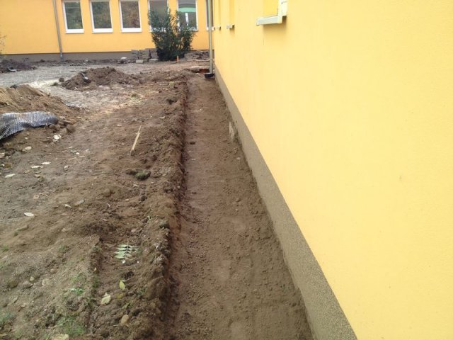 MŠ Koperníkova-zámková dlažba