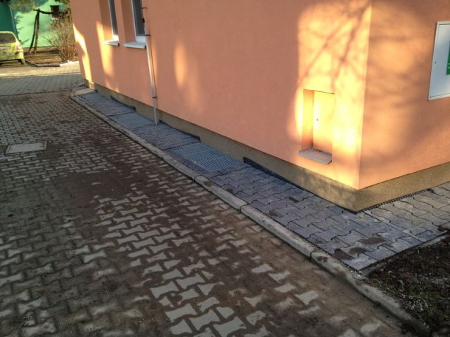 MŠ Koperníkova-zámková dlažba