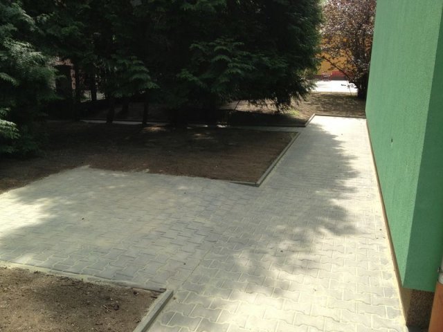 MŠ Koperníkova-zámková dlažba